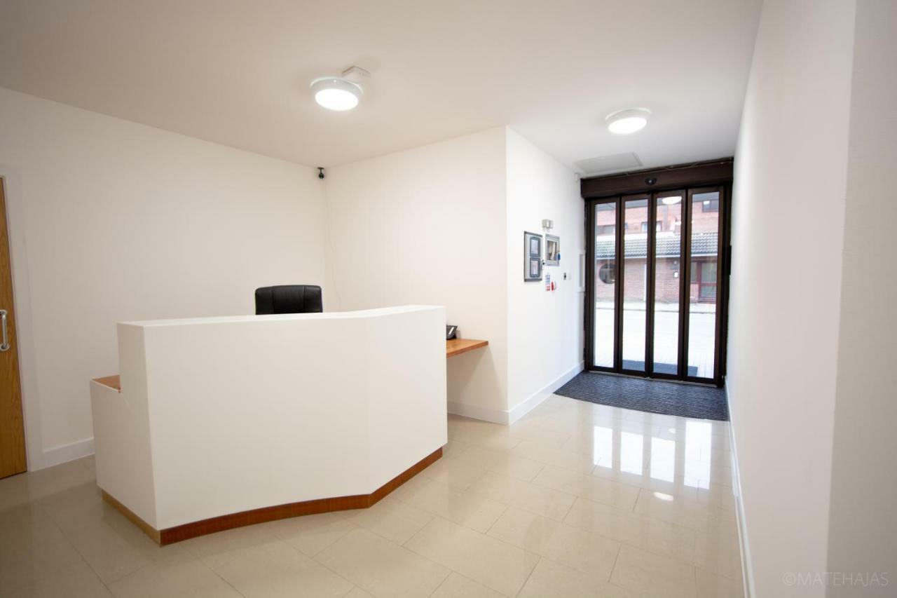 Somerville Apartments London Heathrow Χίλινγκτον Εξωτερικό φωτογραφία